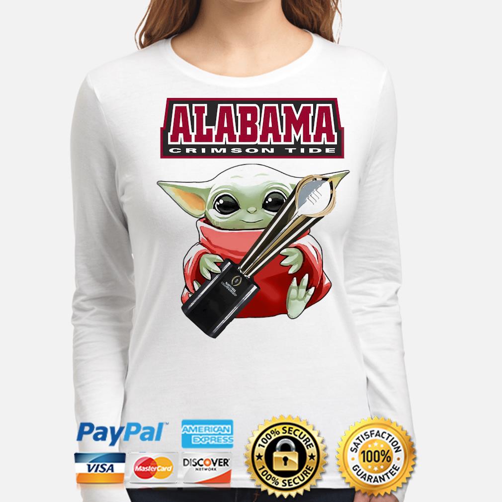 Baby Yoda Hug Tampa Bay Buccaneers Star Wars Mandalorian Shirt